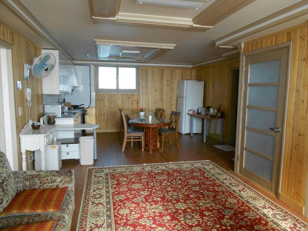 Elvis Bnb Інчхон Номер фото